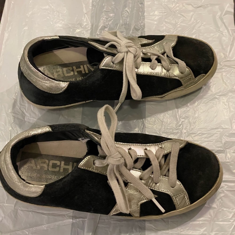 GOLDEN GOOSE SNEAKERS WOMEN SUEDE BLACK & SILVER